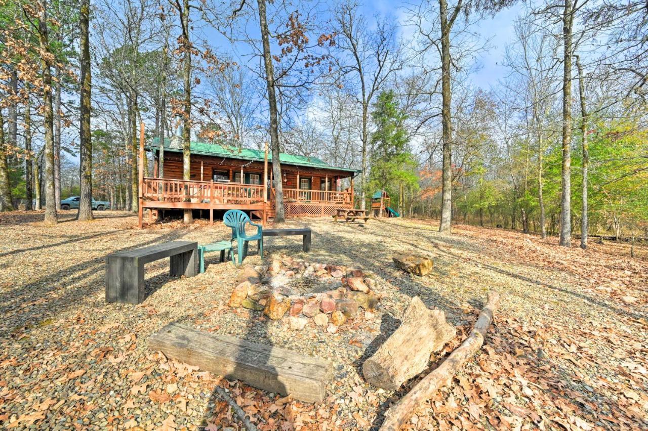 Quiet Woodsy Getaway With Hot Tub In Broken Bow Vila Stephens Gap Exterior foto