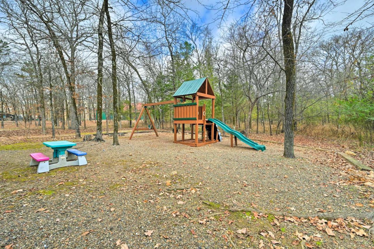 Quiet Woodsy Getaway With Hot Tub In Broken Bow Vila Stephens Gap Exterior foto