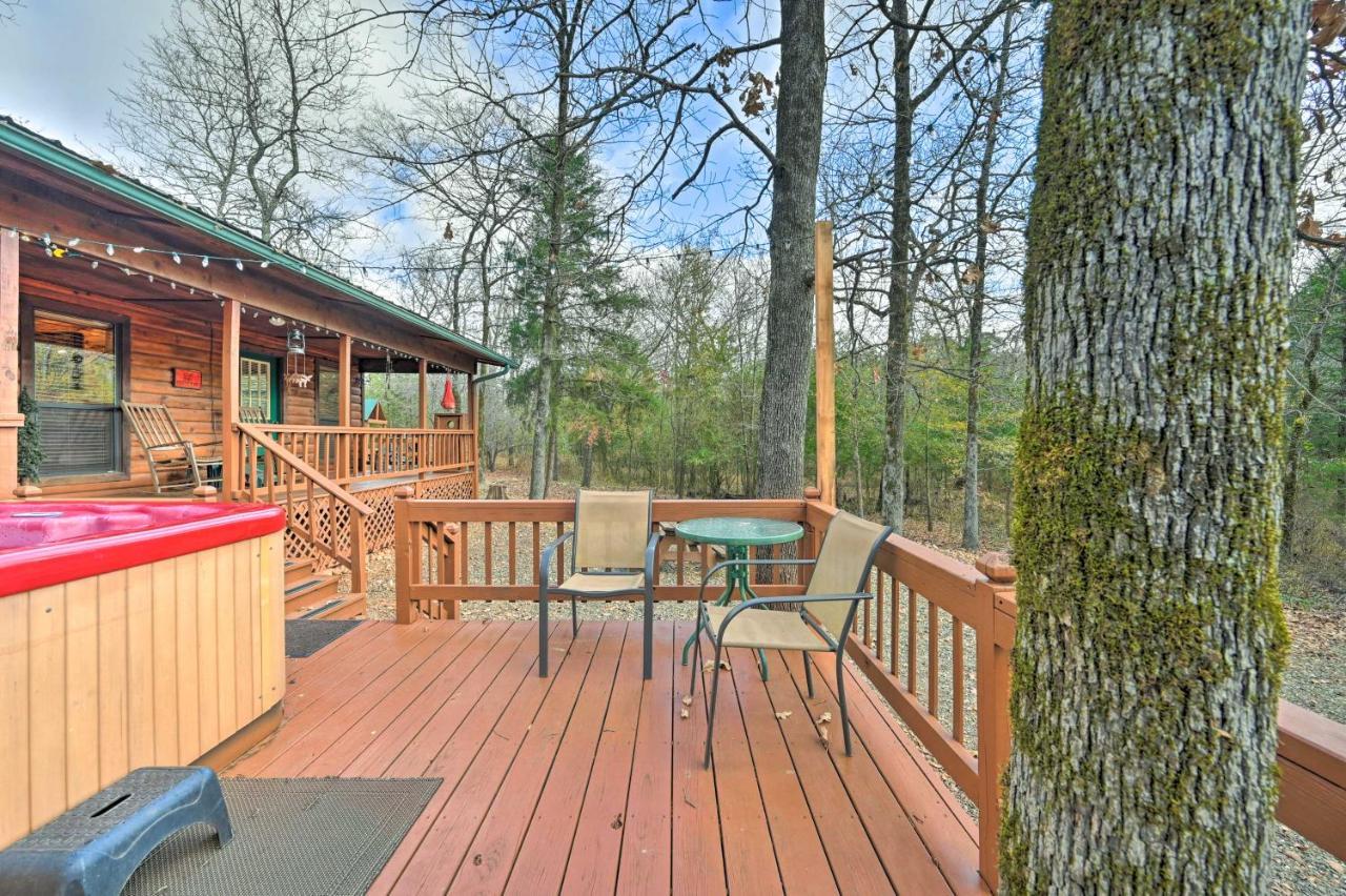 Quiet Woodsy Getaway With Hot Tub In Broken Bow Vila Stephens Gap Exterior foto